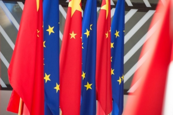 European Commission reviews relations with China, proposes 10 actions