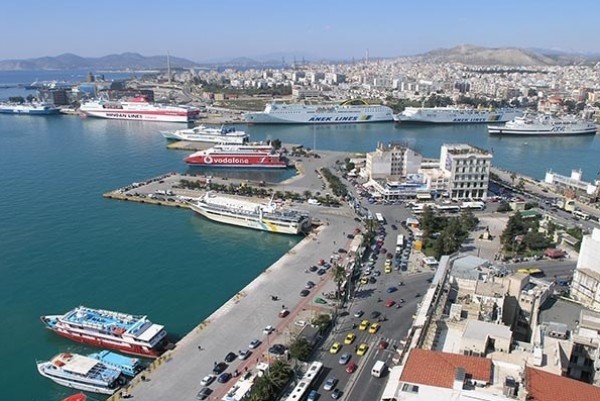 Obstacles raised to COSCO investment in port of Piraeus